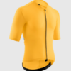 assos_orange